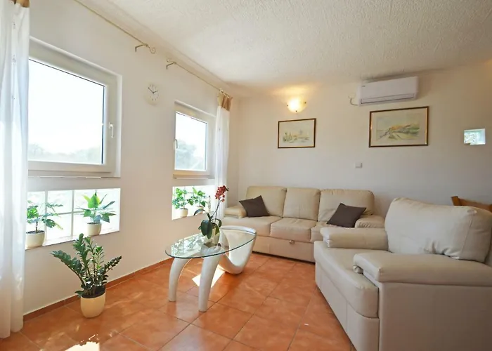 בית נופש Martina By Interhome *